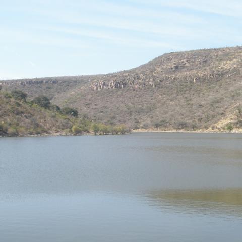 Presa Los Arquitos