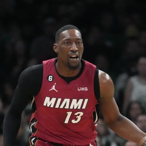 Heat 111-105 Miami