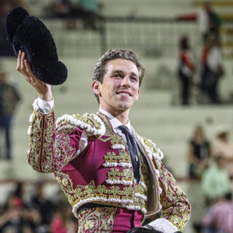 GINÉS MARÍN SEDUCE LA MONUMENTAL