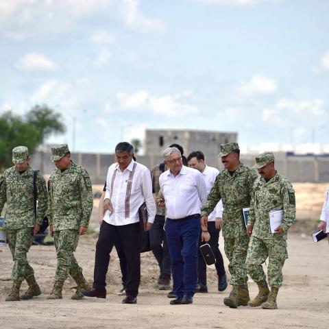  Presume AMLO inversión en aduanas 