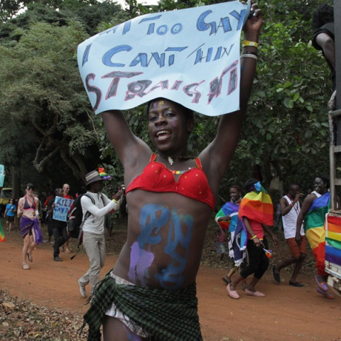 Joe Biden insta a Uganda a derogar ley contra la homosexualidad bajo amenaza de sanciones