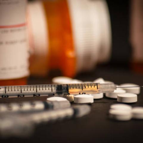 La Cámara Baja de EE.UU. aprueba proyecto de ley para restringir sustancias derivadas del fentanilo