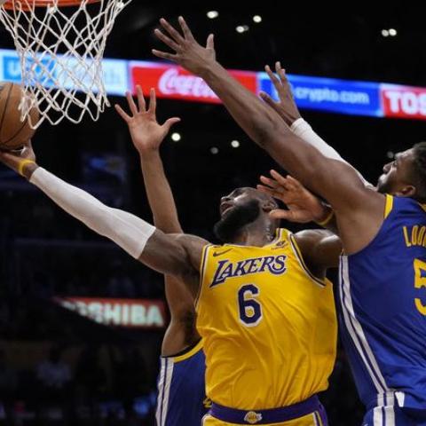 Lakers 122-101 Warriors