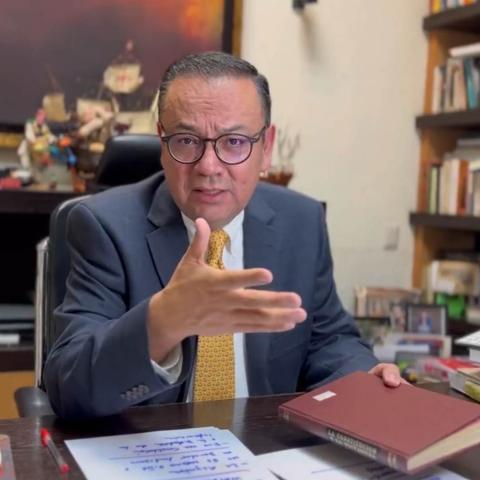 Oficializa el senador Germán Martínez su búsqueda por la Presidencia de México 2024