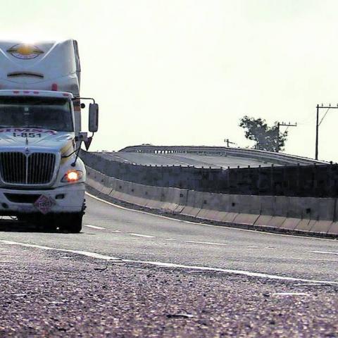 “Nos roban doblemente”; piden mordida a cambio de agilizar denuncias por asaltos carreteros 