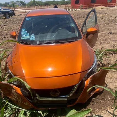 Los dos delincuentes le quitaron la unidad de motor tras una salvaje golpiza