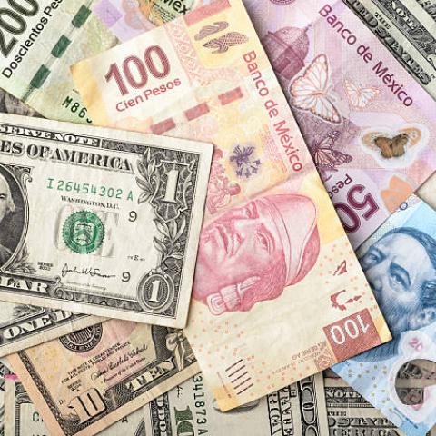 El peso mexicano concluye la semana con ganancias significativas