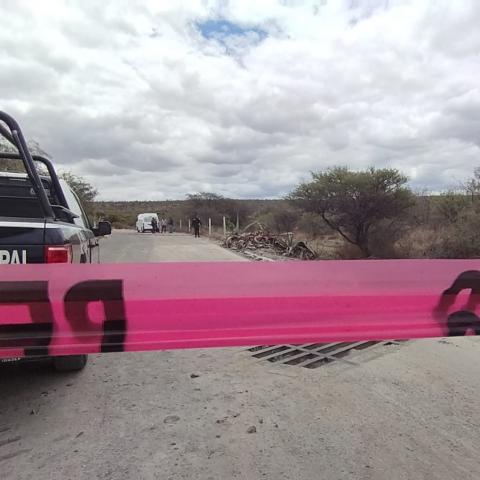 Circulaba a exceso de velocidad y al salir de una curva el conductor perdió el control del volante