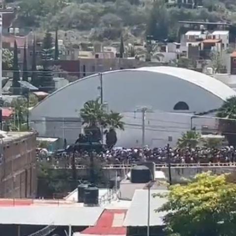 Bloqueo en Autopista del Sol 