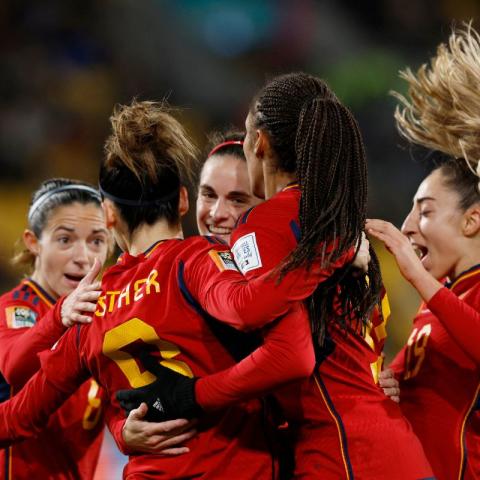 España Femenil pulveriza a Costa Rica en su primer duelo mundialista