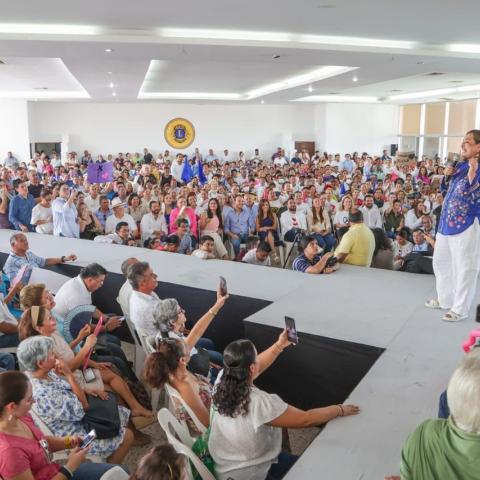 Xóchitl Gálvez