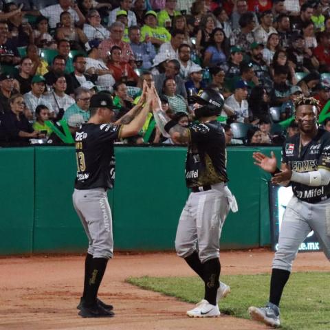 LEONES VS OLMECAS JUEGO 1