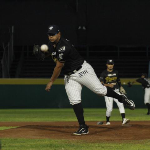 RIELEROS VS TECOLOTES