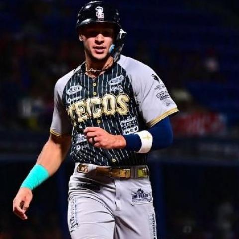 Tecolotes 6-4 Acereros