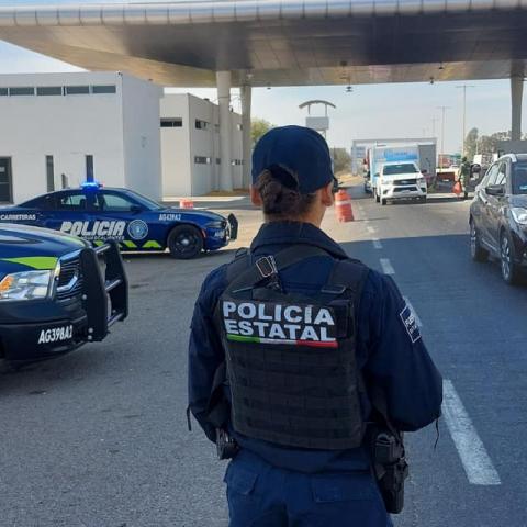 Ciudadanos esperan una hora para entrar al estado; los delincuentes, cuando quieren: lamentan empresarios 