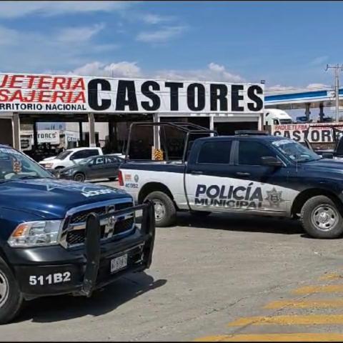 Esta mañana catearon las instalaciones de la empresa de paquetería “Castores”