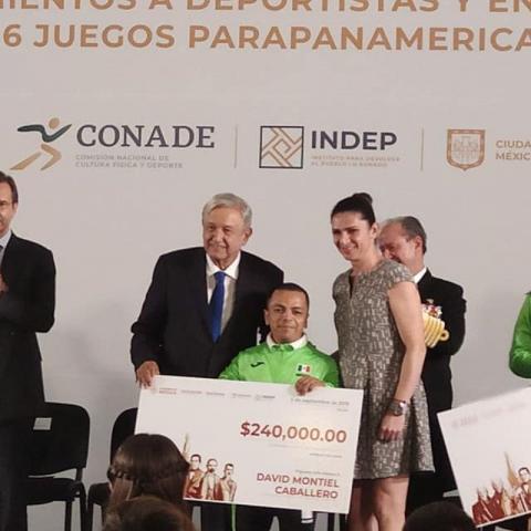 AMLO