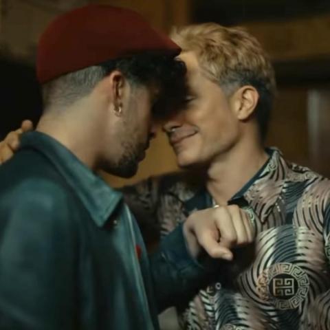 Nuevo avance de "Cassandro" muestra beso entre Gael García y Bad Bunny