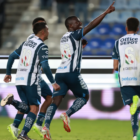 Pachuca 3-2 Santos