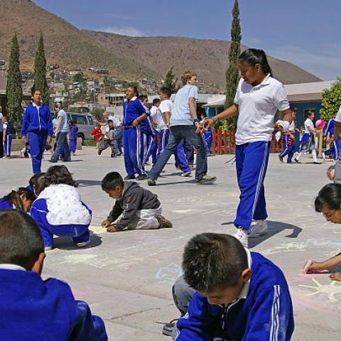 México entre los países que menos invierten en educación, según OCDE