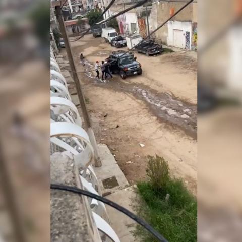 [VIDEO] “Levantan” a hijo de integrante de Madres Buscadoras en Jalisco