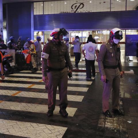 Operativo en Tailandia conduce a arrestos y decomiso de armas tras tiroteo