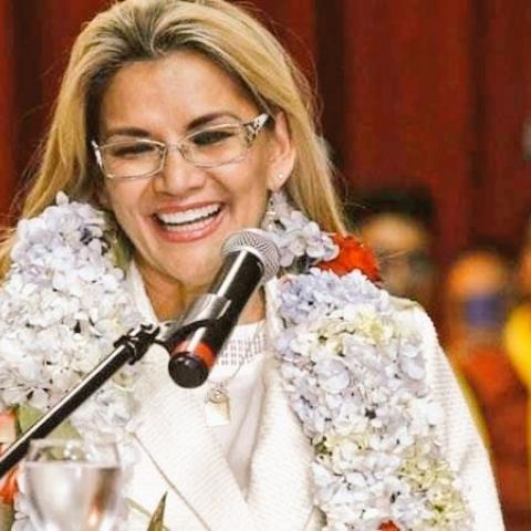 Tribunal en Bolivia rechaza enjuiciar a expresidenta Jeanine Áñez 