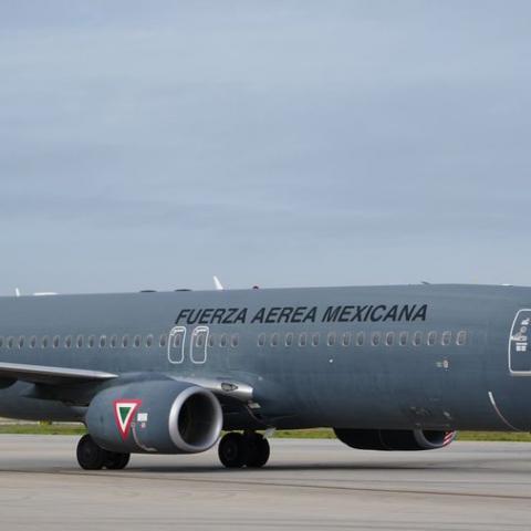 Despega aeronave de la Sedena para retornar a mexicanos de Israel