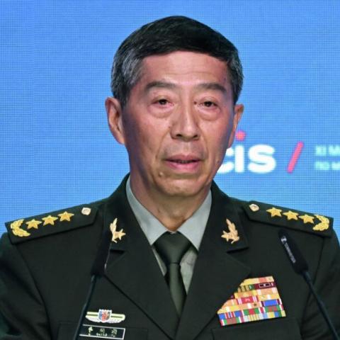 China destituye a su ministro de Defensa desaparecido