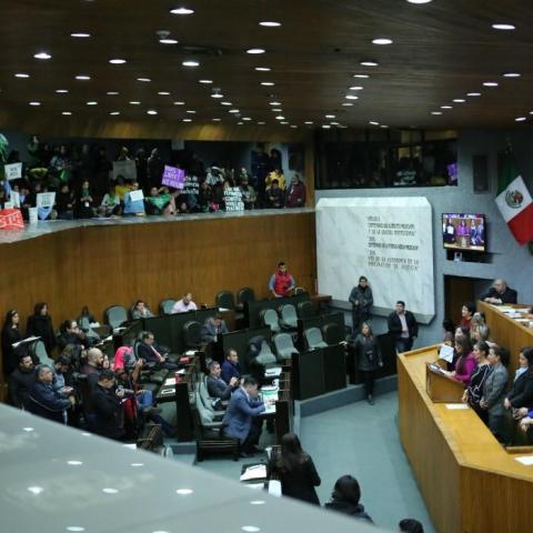 Permanece Nuevo León sin acuerdo para gobernador interino a una semana del plazo establecido