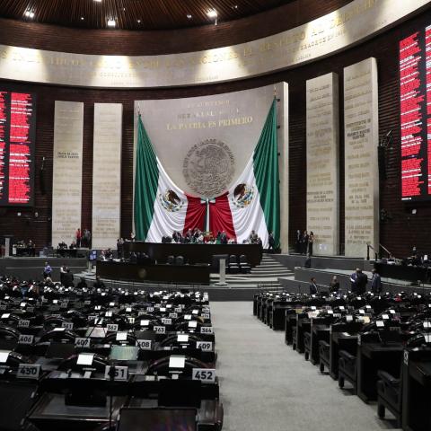 Aprueban diputados reforma contra la violencia vicaria en México