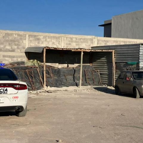 El vehículo estaba estacionado en la bodega de un Coto y en el interior fue localizado el cuerpo sin vida