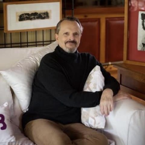 Miguel Bosé regresa a casa en la CDMX tras el asalto que sufrió 