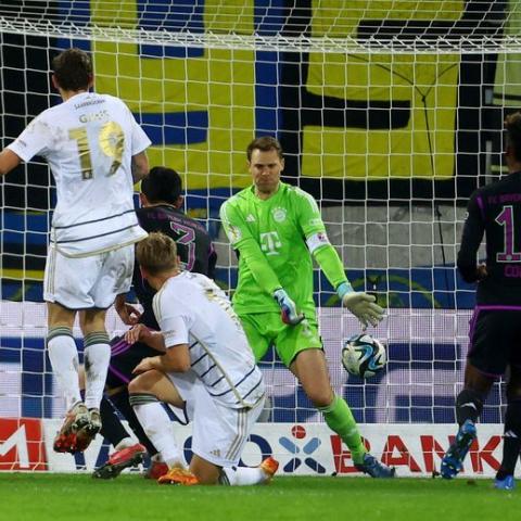 Saarbrucken  2-1 Bayern