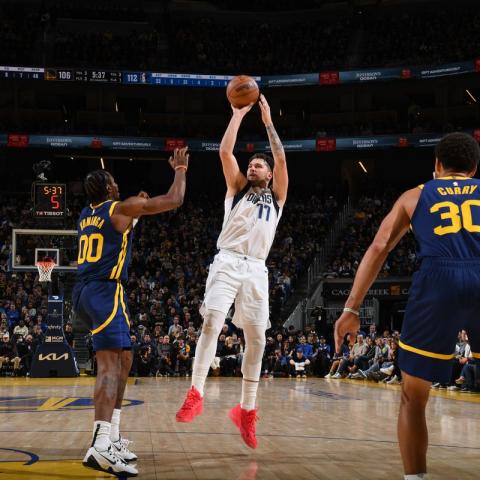 Warriors 122-132 Mavericks