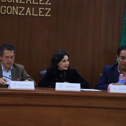 Pese a estar en precampañas, regidora anuncia más Bancos del Bienestar