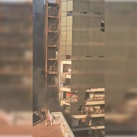 Edificio incendiado 