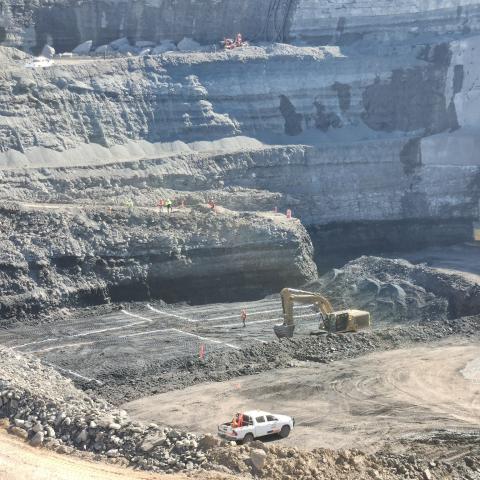 Localizan dos cuerpos de mineros en la mina 'El Pinabete'