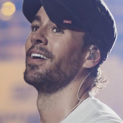 Enrique Iglesias vende su catálogo musical y derechos de imagen