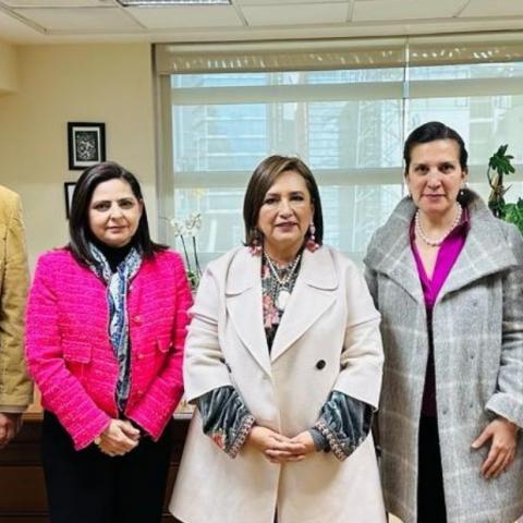 Xóchitl Gálvez y magistrados