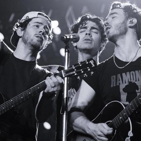 Jonas Brothers anuncian que ofrecerán conciertos en México
