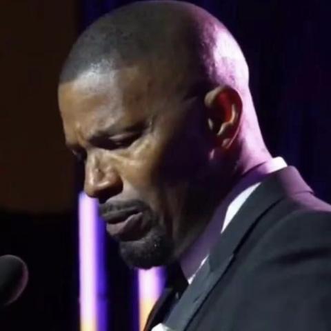 Jamie Foxx reaparece públicamente tras extraña enfermedad que lo puso en peligro