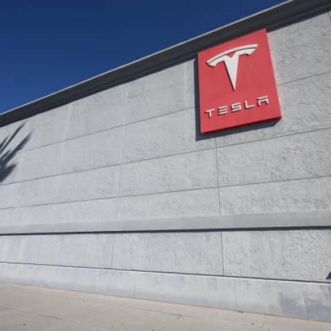 Tesla adquiere terreno para su planta en Monterrey