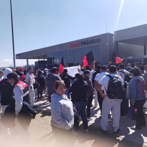 Estalla en huelga la planta de Audi en Puebla