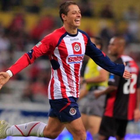 CHICHARITO A CHIVAS