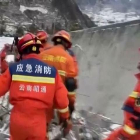 Deslizamiento de tierra sepulta a 47 personas en China