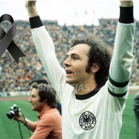 Campeón del mundo con Alemania en 1974, y 1990 como entrenador.