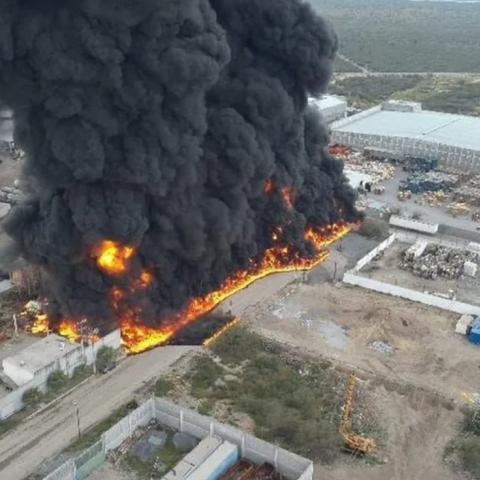 Explosión en fábrica 