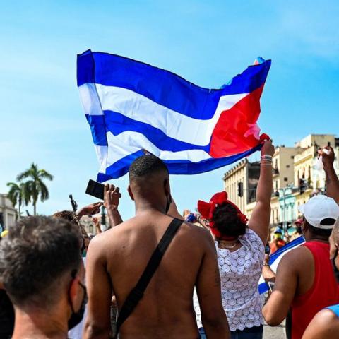 Familiares de manifestantes presos en Cuba desde 2021 instan al parlamento a aprobar Ley de Amnistía