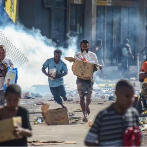 16 muertos en Papúa Nueva Guinea por disturbios